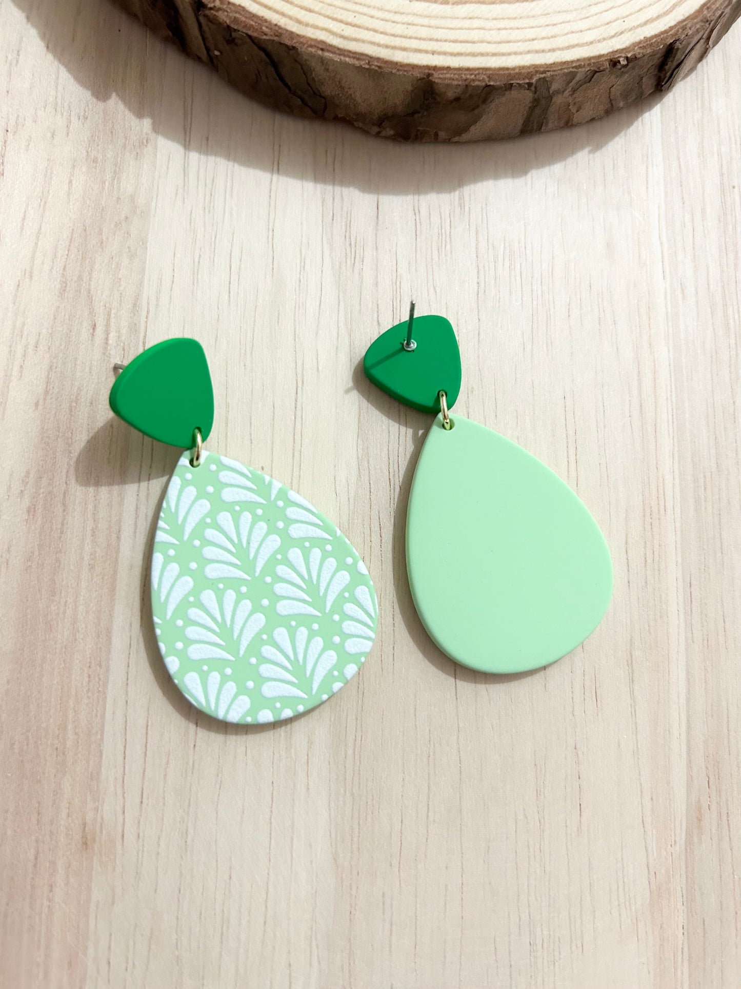 Leaf Pattern Teardrop Acrylic Earrings