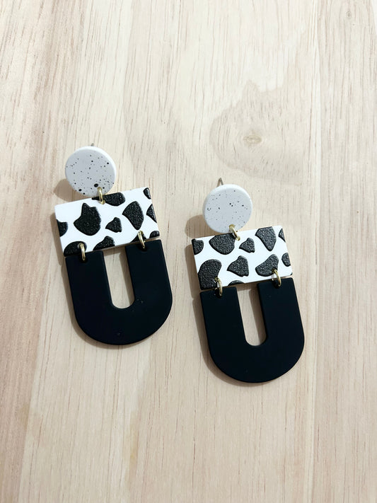 U-Shape Cow Hide Pattern Acrylic Earrings